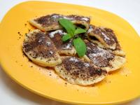 Pierogi posypujemy według smaku makiem, albo...