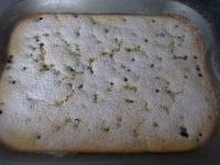 Ciasto pieczemy w rozgrzanym piekarniku w 200°C...