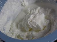 Dodajemy mascarpone....