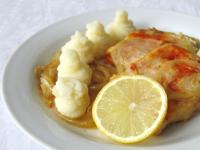 Podajemy z ziemniaczanym puree, gotowanymi...