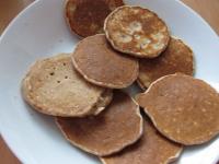 Gotowe pancakes odstawiamy by troszkę ostygły,...