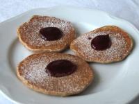 ... na środek pancakes kładziemy łyżeczkę...