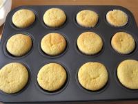 Pieczemy 10-12 minut w piekarniku w 180°C....