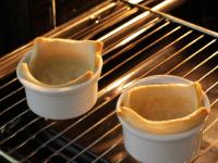 Pieczemy 13 - 18 minut-y w temperaturze 180 °C....