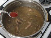 Dla pikantnego smaku możemy dodać sos chili....