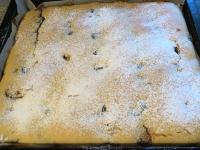 Pieczemy 40 minut-y w temperaturze 180 °C....