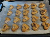 Pieczemy 8 minut-y w temperaturze 180 °C....