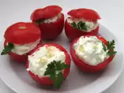 Pomidory nadziewane bryndzą